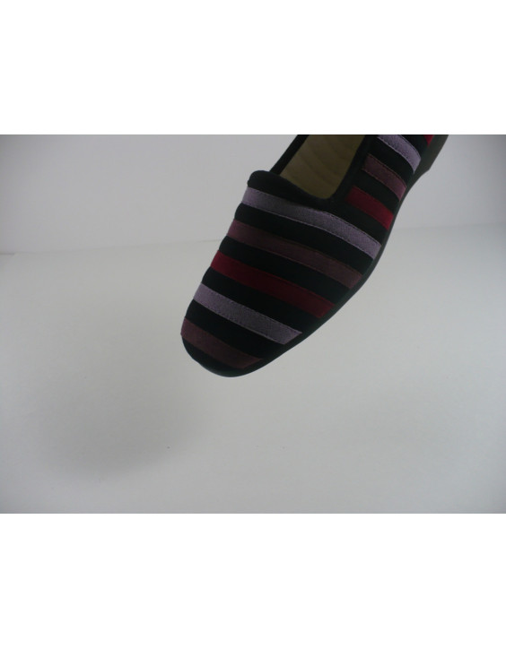 Pantoufles femme hiver fourrées 2026 | Ultra moelleuses & livraison offerte